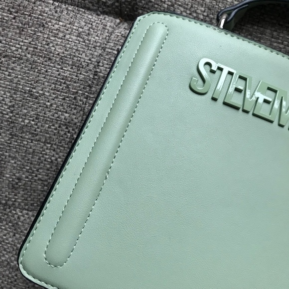 Steve Madden Evelyn / Bevelyn Mint Green Crossbody handbag - Picture 12 of 16